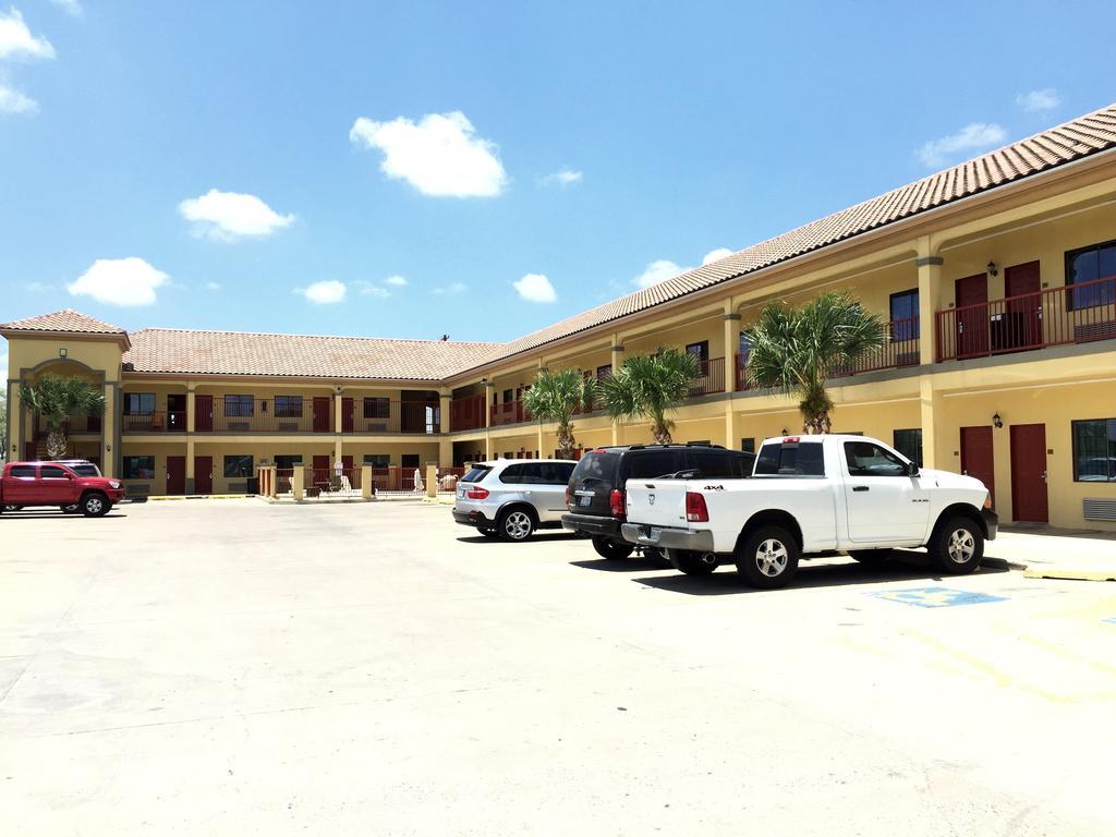 Boca Chica Inn And Suites Brownsville Eksteriør billede