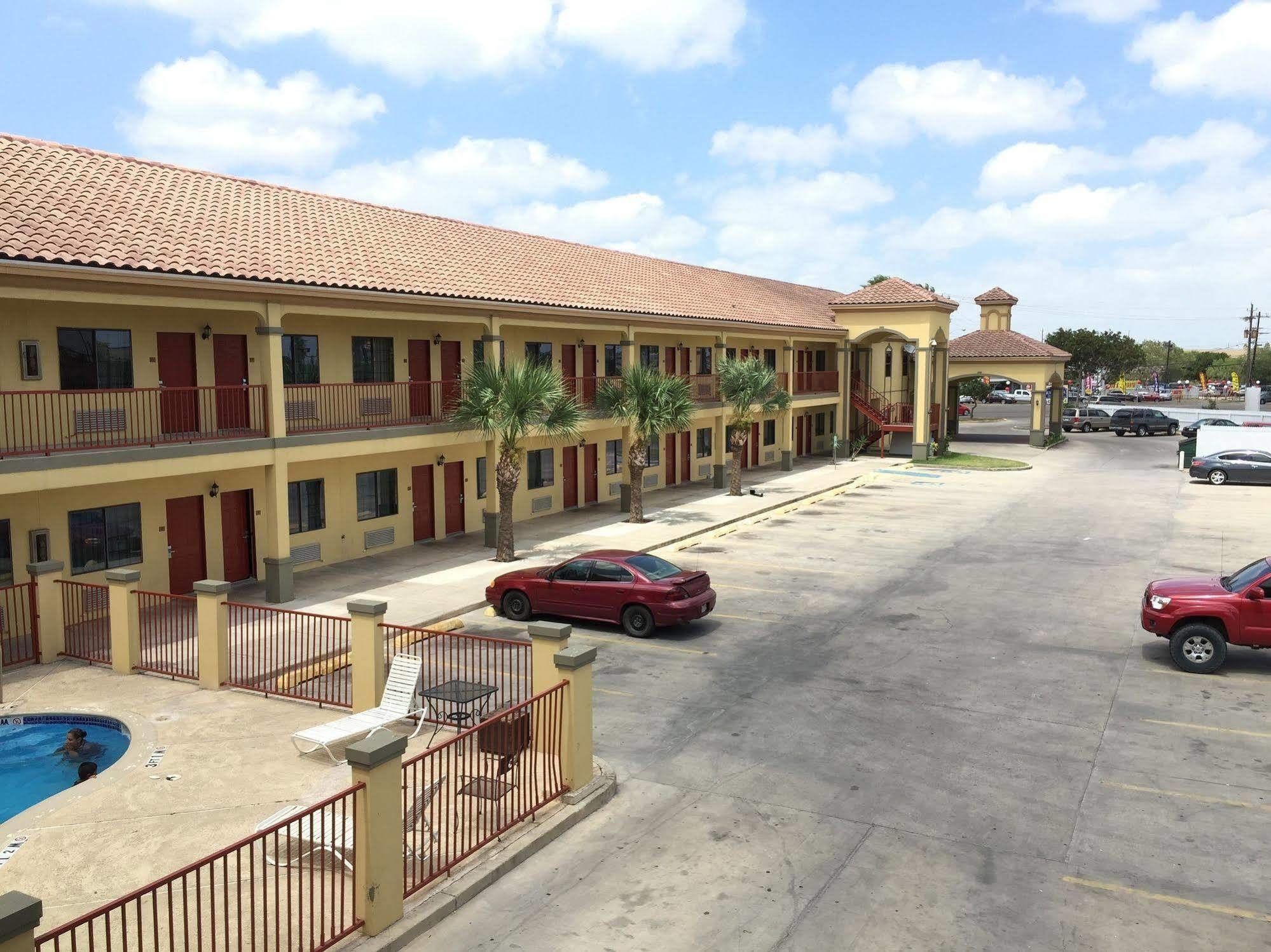 Boca Chica Inn And Suites Brownsville Eksteriør billede